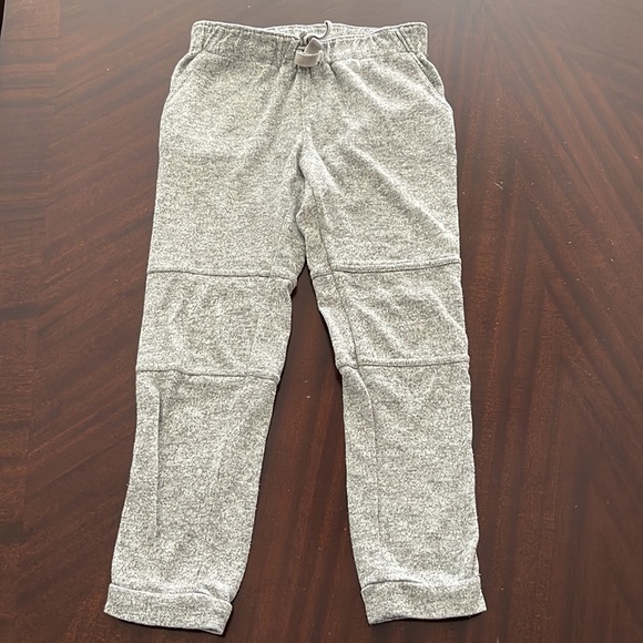 Girl’s pants from GapKids size 6-7 - Picture 2 of 7